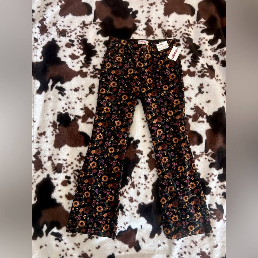 Wrangler high rise flares
